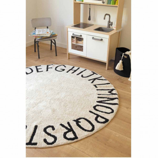 Tapis enfant coton lavable rond beige alphabet noir Lorena Canals