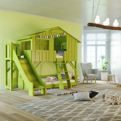 Chambre-avec-Lit-cabane-superpose-toboggan-vert-pomme