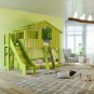 Chambre-avec-Lit-cabane-superpose-toboggan-vert-pomme