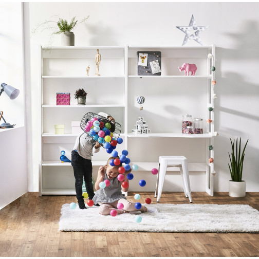 2 sections avec 8 étagères et bureau 100 x 100